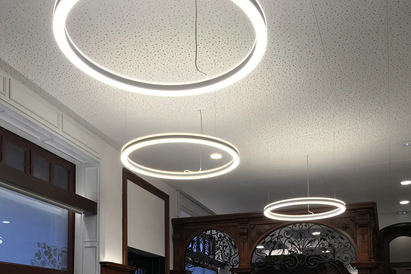 Installation des Luminaires pour le Restaurant au Tigre à Haguenau